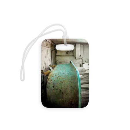 abandoned bathtub bag tag front view